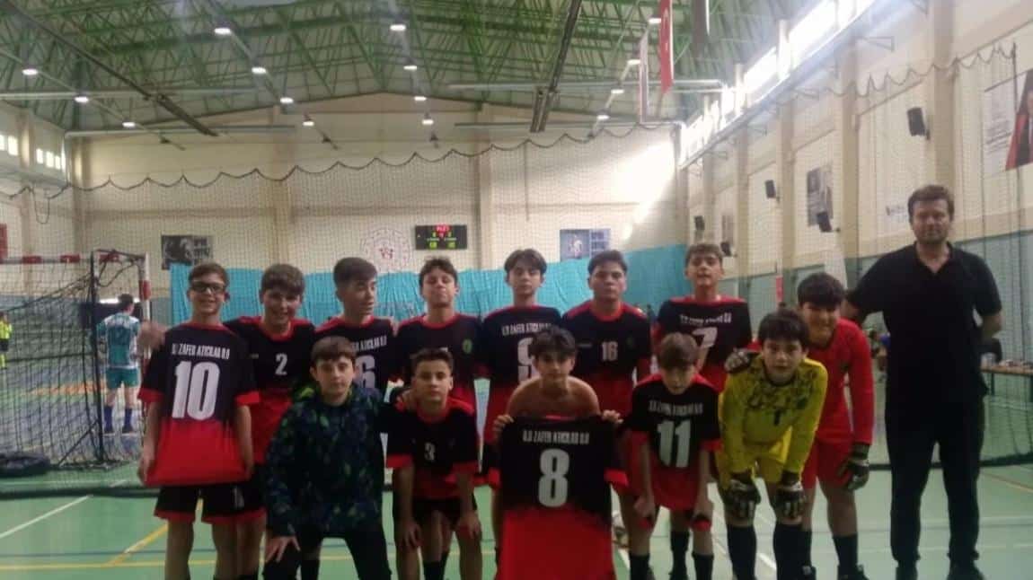 Yıldız Erkek Futsal Takımımız Grurumuz oldu